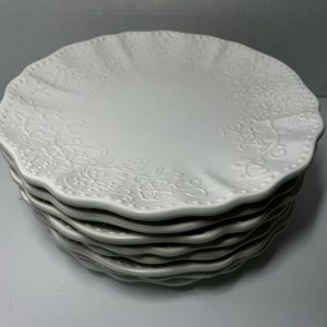 Pier 1 Lacey Dinner Plates - 8 qty
